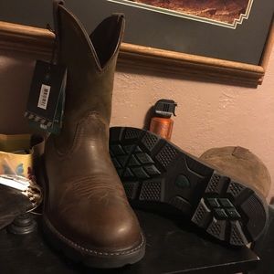 Men’s Ariat Work Boots size 10